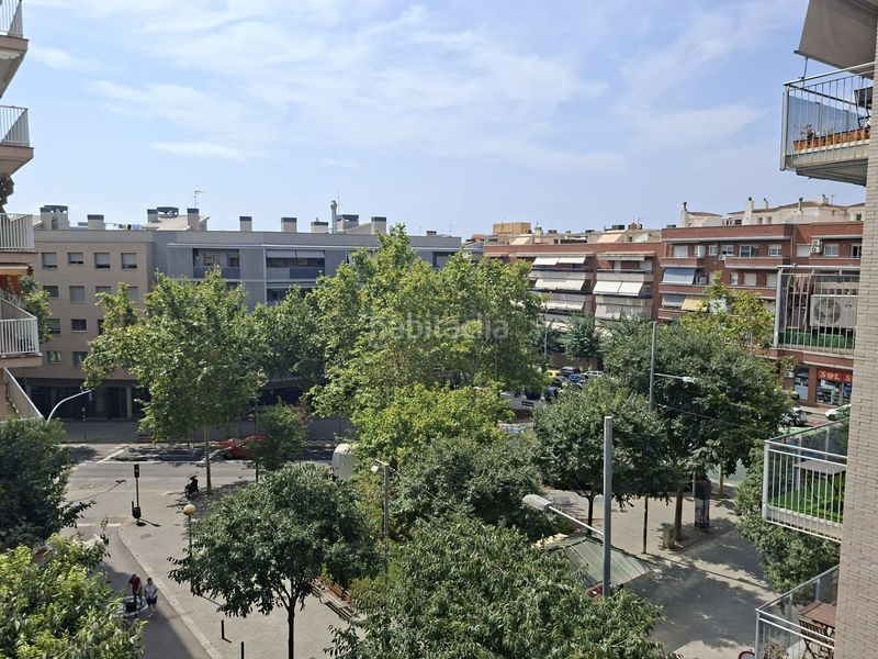 Foto d2008ccc-0f04-44fe-aeb2-4cc09cc5c9fc. Àtic amb calefacció aparcament a Canyadó Badalona