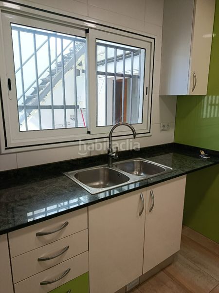 Foto b9661b86-1abc-44e8-9bdc-a2b59069524f. Casa adossada a Bonavista Badalona
