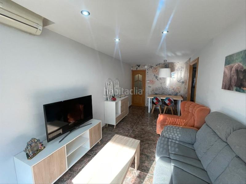 Foto fc681816-5b33-43cf-ac99-b37fb2c518aa. Pis a Riu Sud Santa Coloma de Gramenet