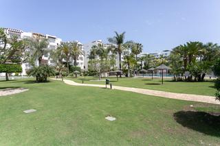 Apartament a Villacana - Costalita - Saladillo. Encantador apartamento en venta en la playa de estepona, urbaniz