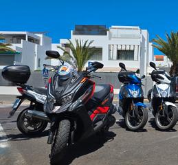 Traspàs Local Comercial a Avenida juan carlos i 30. Vendita di attivita' commerciale dedeita al noleggio di scooter