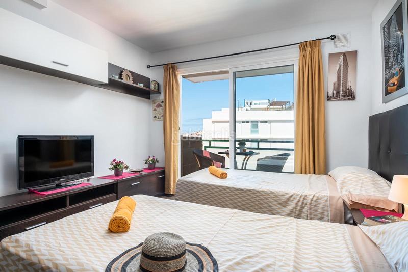 Foto 27b6d99d-374f-4fd4-b99e-363328c7a4aa. Piso en Los Cristianos Arona