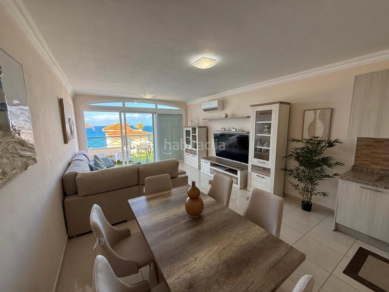 Foto 103b7139-a198-441e-825b-00c7df3da0d9. Zweistöckige wohnung mit parking pool in Los Cristianos Arona