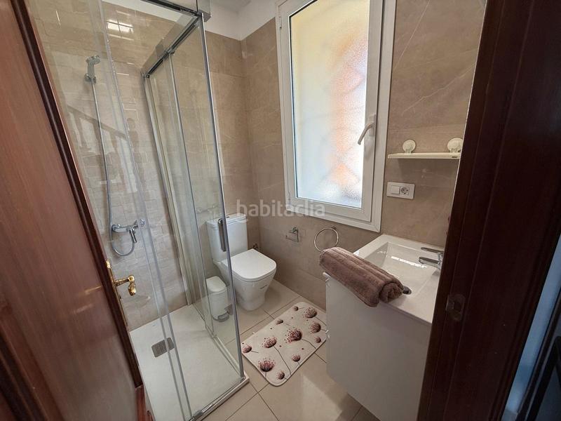 Foto e2bcf339-23f0-49d6-9753-0d52b9ad4c22. Zweistöckige wohnung mit parking pool in Los Cristianos Arona