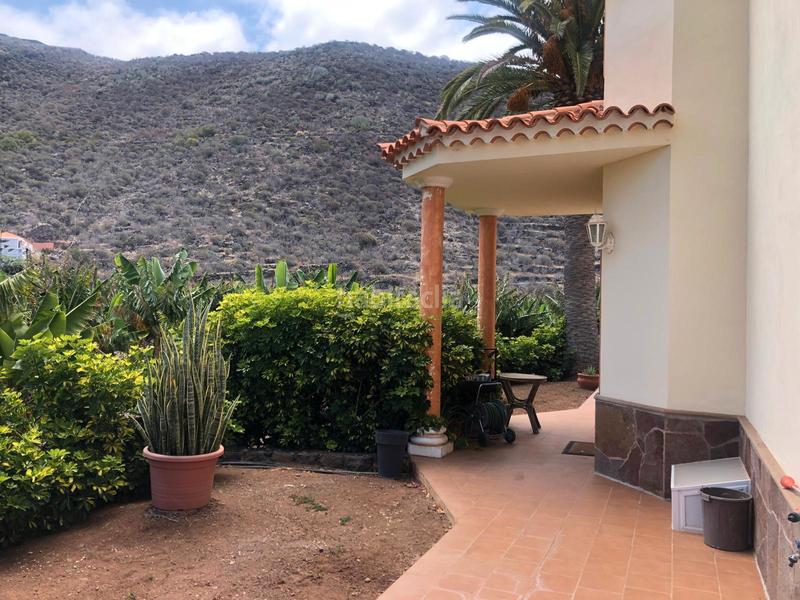 Foto 58167b2f-ea76-4a54-8aa7-8207876754dd. Maison avec parking dans Tamaimo - Arguayo Santiago del Teide