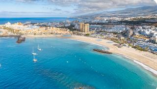 Traspàs Local Comercial a Los Cristianos. Traspaso rent scooter y tienda de exscursiones