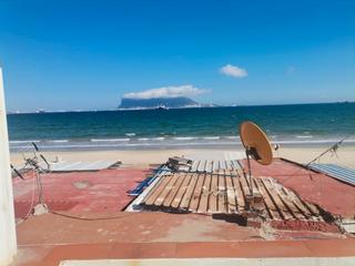 Casa a El Rinconcillo. Casa 400 m² en segunda línea de playa  en rinconcillo