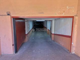 Aparcament cotxe a Nuevo Centro. Boxplaza de garaje en venta en saguntosagunt