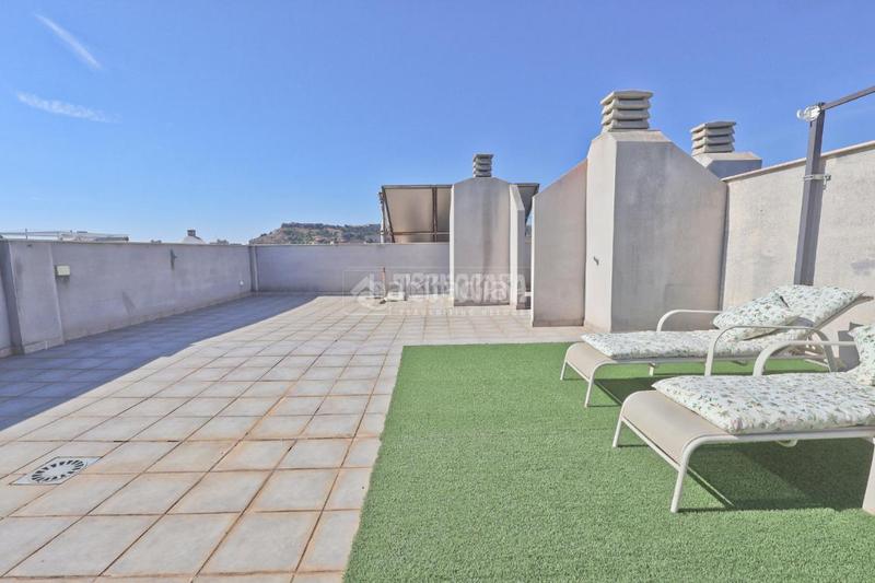 Foto c60b8871-7263-418e-8b5f-db1db2901d01. Attico con parcheggio piscina in Antiga Moreira Sagunt