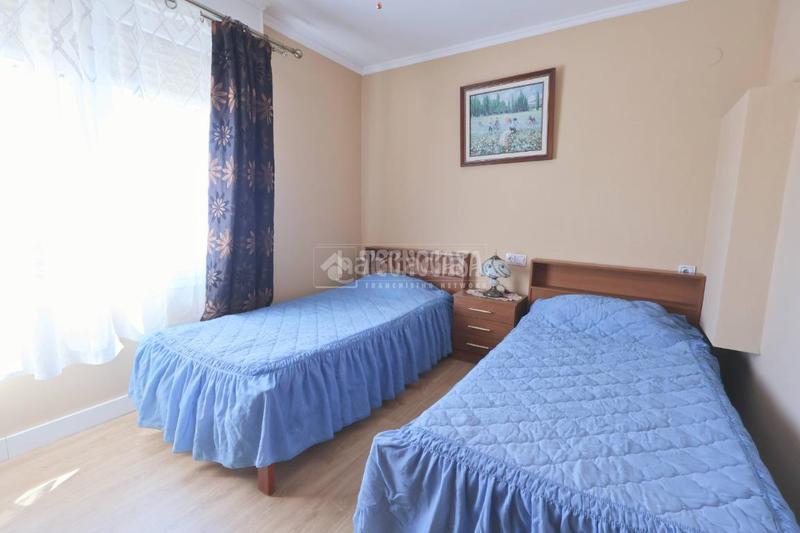 Foto 4f1a76a8-6b88-4c1f-836d-e35e2fc95310. Appartamento in Avenida de Abril-9 de Octubre Sagunt