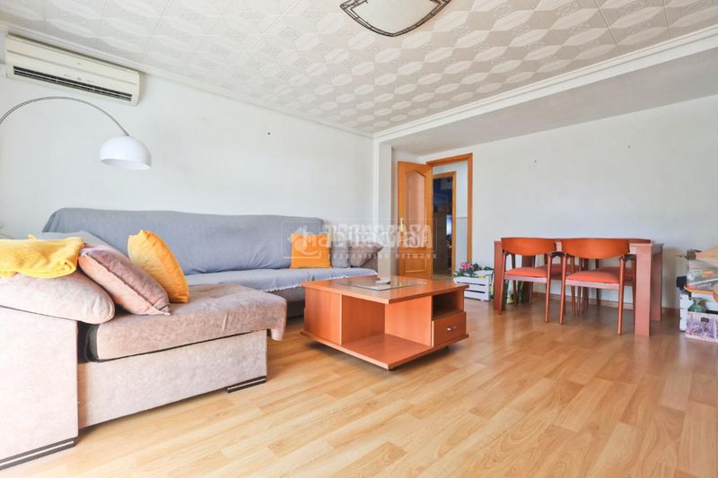 Foto 16a04402-4edd-4fdc-b993-ae763fbf615f. Àtic amb calefacció a Nuevo Centro Sagunt