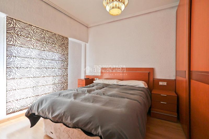 Foto 87d8bd4a-b742-4a35-b0ec-38118377a036. Àtic amb calefacció a Nuevo Centro Sagunt