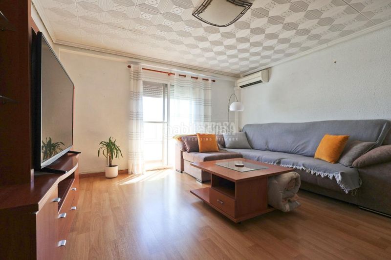 Foto a50c7576-27a0-48d3-8ac3-28b807d583a0. Àtic amb calefacció a Nuevo Centro Sagunt