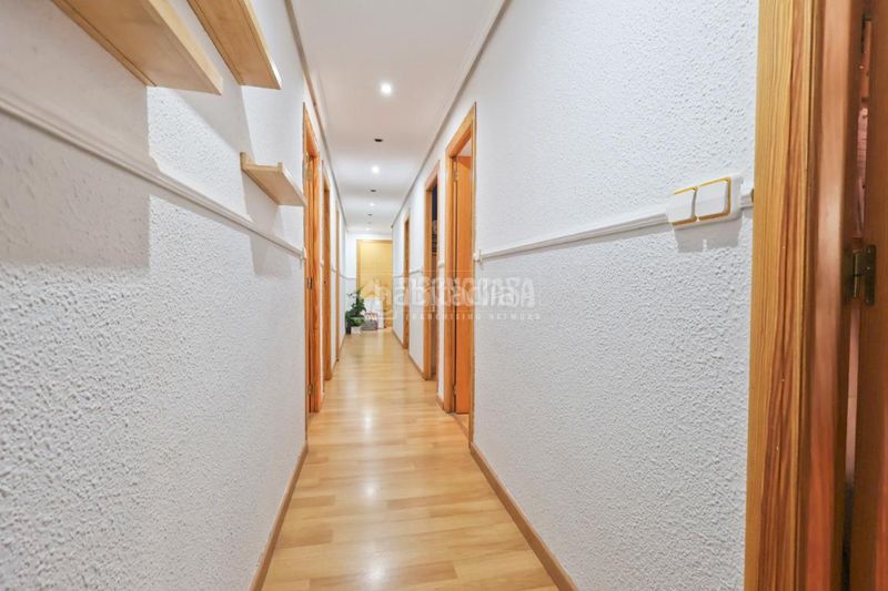 Foto b3e23f50-b546-431f-8cc4-df548e1c1422. Àtic amb calefacció a Nuevo Centro Sagunt