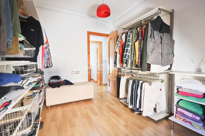 Foto f00bbd91-434f-40f9-8907-ca223ec6f31a. Àtic amb calefacció a Nuevo Centro Sagunt