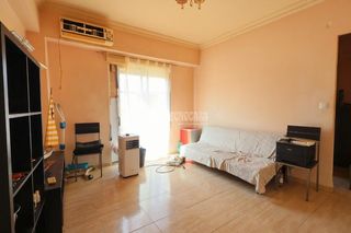 Pis a Avenida de Abril-9 de Octubre. Piso en venta en sagunto  puerto sagunto