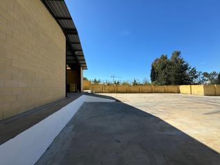 Bâtiment à usage industriel à El manzano. Nave a la venta en torrox costa