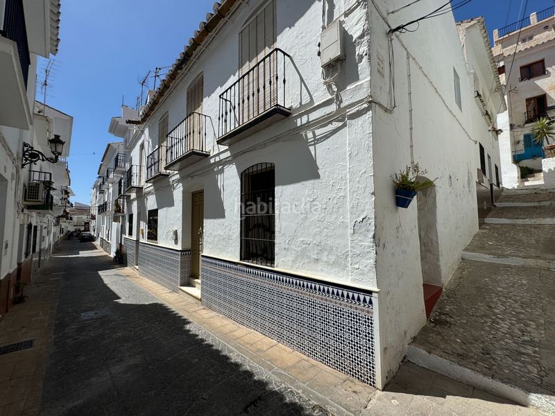 Foto e1c65557-5375-4ee8-8c8b-1dd5e4a850d0. Masia a alta a Torrox pueblo Torrox