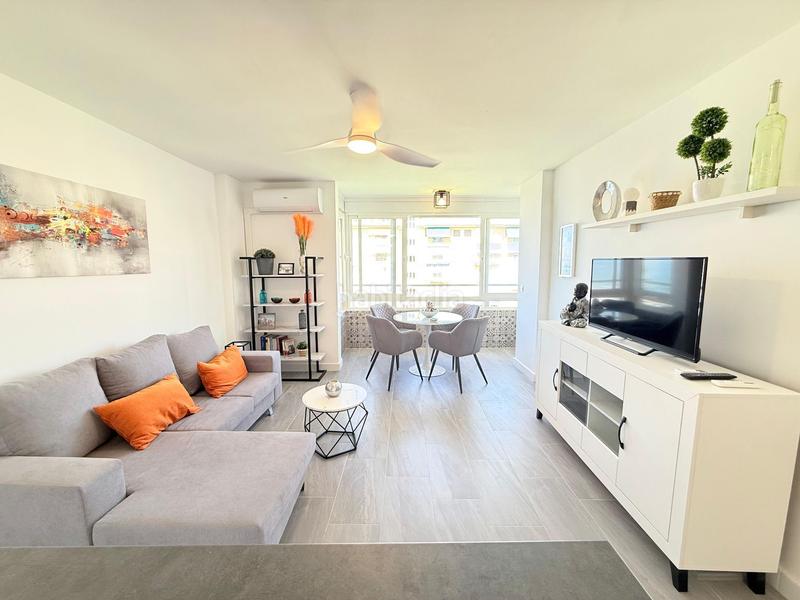 Foto a857fa2a-a26d-48c8-82a7-2ebf30d5e3d1. Apartamento en las antillas piso de una habitación costa primera línea en Torrox