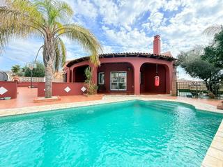 House in Torrox park. Casa chalet a la venta en torrox park