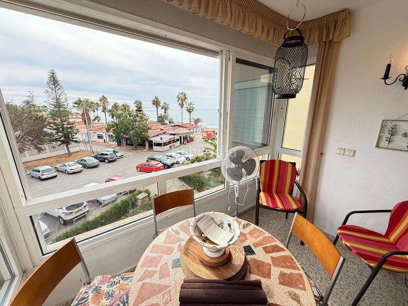 Foto e314776e-78dc-48ac-851f-ff3fd7ab22fc. Estudi a mediterraneo 90 a Centro Internacional Torrox