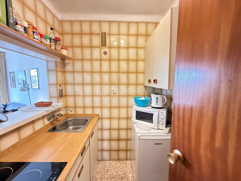 Foto e69ea676-ac31-4c40-9759-0ae6d32e26c8. Estudi a mediterraneo 90 a Centro Internacional Torrox