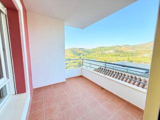 Pis a Fuente cambil. Piso de tres habitaciones en torrox