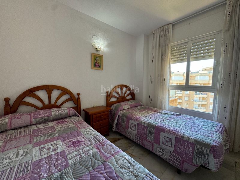 Foto d90a7168-d390-4aa5-bea7-d5cb3365ce1f. Pis a costa del oro a Centro Internacional Torrox