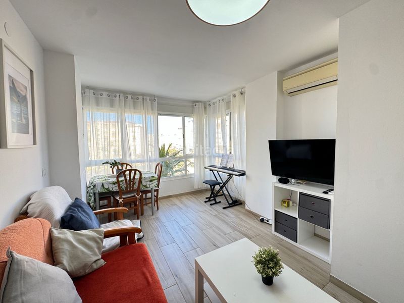 Foto 1d13ee09-09cb-44cf-8e26-542bc1bb2842. Estudi a garcia peñalver a Centro Internacional Torrox