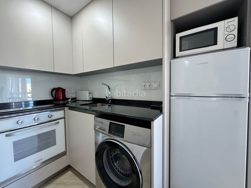 Foto 609aafcc-315d-4a32-97b8-4850a74f1d61. Estudi a garcia peñalver a Centro Internacional Torrox