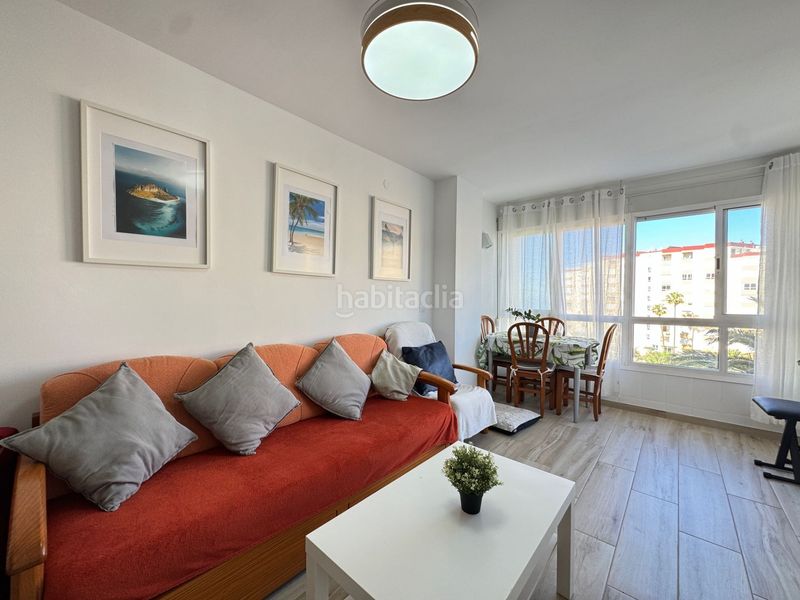 Foto 94f08995-9c27-4940-9bca-5efd42860fe7. Estudi a garcia peñalver a Centro Internacional Torrox