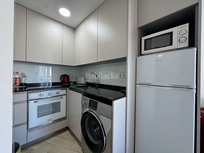 Foto b94ab45c-9cc3-4743-b0f7-0ad4082a8278. Estudi a garcia peñalver a Centro Internacional Torrox