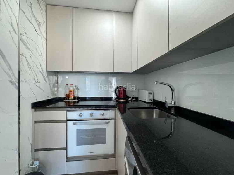 Foto dcd2edba-9d0b-4850-b732-fcc1b31b1264. Estudi a garcia peñalver a Centro Internacional Torrox