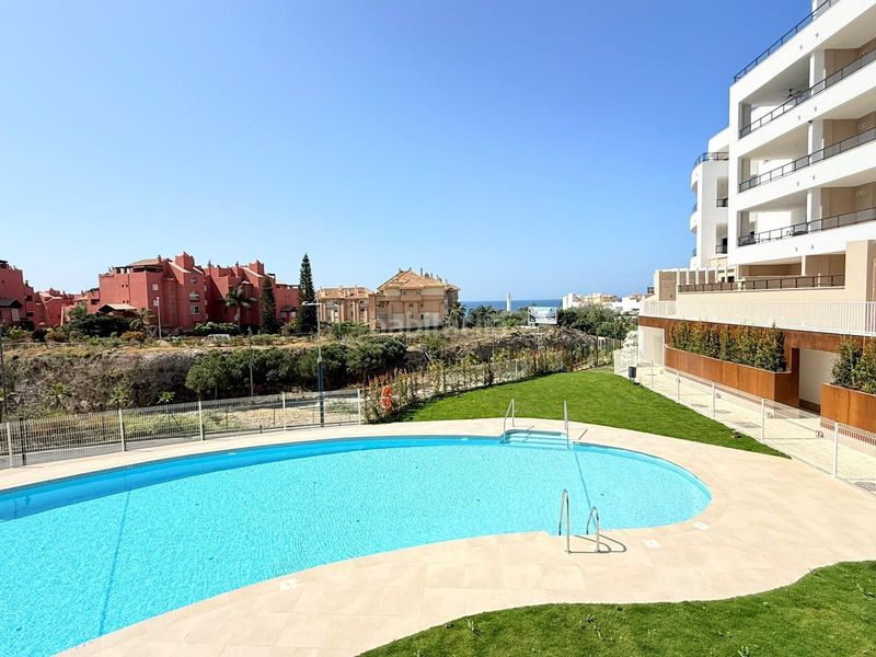 Foto b19a9c45-5746-4beb-b859-7edafaa04383. Àtic amb piscina a El Peñoncillo Torrox