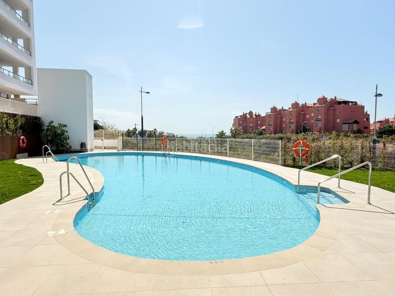 Foto df18a939-f266-4519-a805-5f27a8509f4f. Àtic amb piscina a El Peñoncillo Torrox