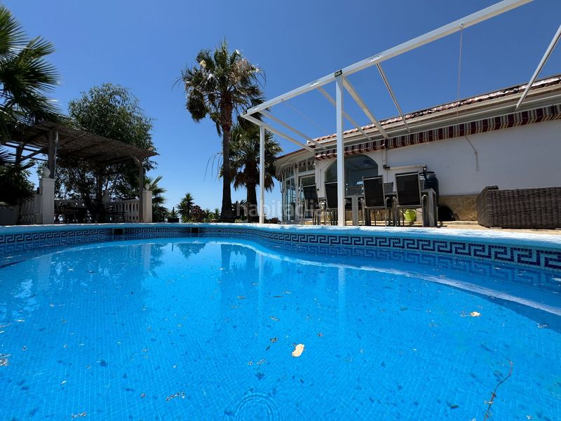 Foto ee29b8fe-7b3f-4293-baf1-a3690a147797. Masia amb piscina a Arenas