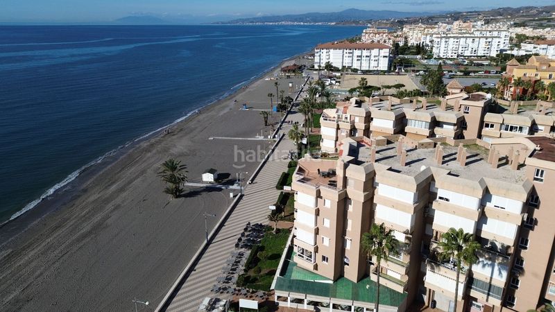 Foto 5c2029d4-2638-4319-bee3-81896728e83a. Pis amb piscina a Centro Internacional Torrox