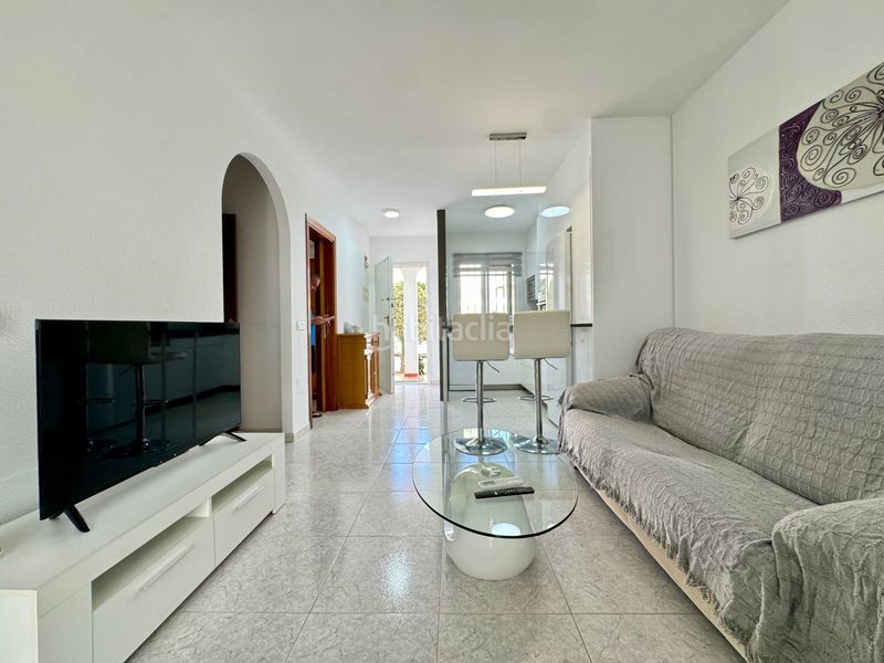 Foto 29a1250a-3a30-48b5-983c-54df047d0727. Apartament amb piscina a Torrox park Torrox