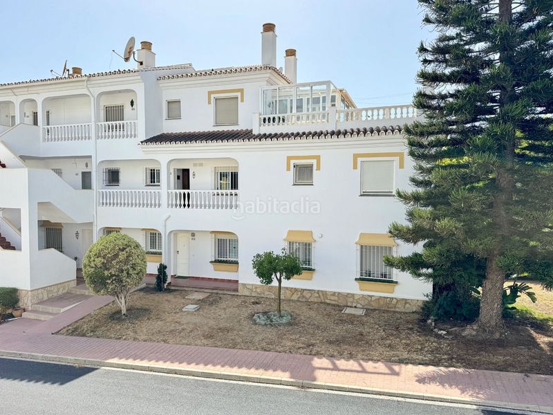 Foto e4d5c32b-b3d2-4ec3-ac94-c99ab9ecf662. Apartament amb piscina a Torrox park Torrox