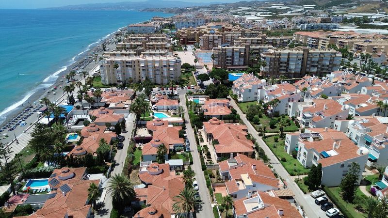 Foto 411bd150-c797-475e-94a9-7fd71a5c693f. Apartament amb piscina a Centro Internacional Torrox