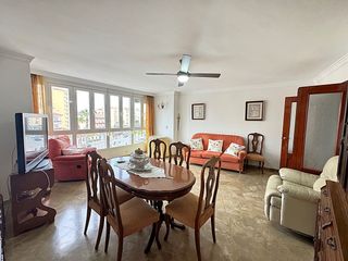 Appartamento  Andalucía. Amplio piso de tres habitaciones en el centro de torrox costa