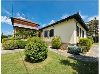 Xalet a Villarcayo de Merindad de Castilla la Vieja. Excelente chalet en venta en villarcayo, centrico, totalmente re
