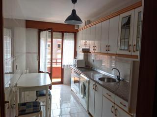 Location Appartement à Villarcayo de Merindad de Castilla la Vieja. Se alquila piso en villarcayo (burgos), en excelente estado, cén