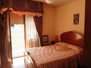 Pis a Villarcayo de Merindad de Castilla la Vieja. Se vende piso centrico en zona tranquila muy luminos y soleado