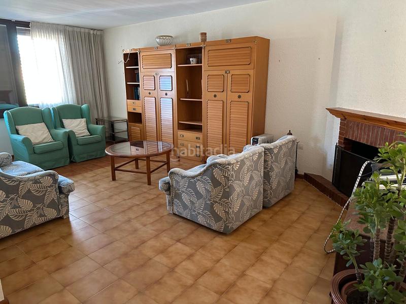 Foto 23e9d7bf-a448-450c-b8ba-3869466d755e. Casa adossada a paseo marítimo 51 a El Puerto Roquetas de Mar