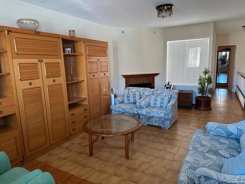 Foto 29693987-8154-4709-adc2-5895645d9b56. Casa adossada a paseo marítimo 51 a El Puerto Roquetas de Mar