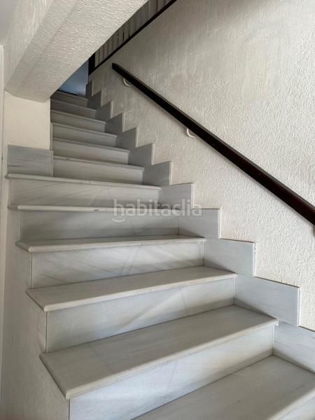 Foto 2b77b173-cf4f-4766-b261-2af941e4b87c. Casa adossada a paseo marítimo 51 a El Puerto Roquetas de Mar