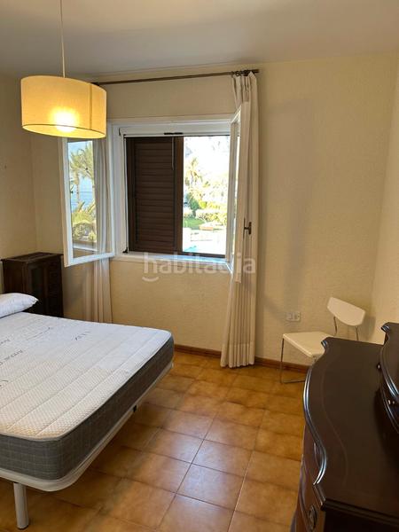 Foto 33664e08-d2ba-456e-9f9c-219996b00c3a. Casa adossada a paseo marítimo 51 a El Puerto Roquetas de Mar