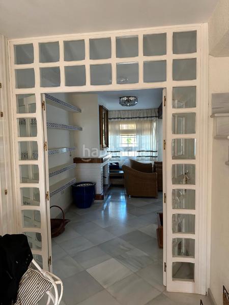 Foto 3766b9f5-0ca0-4987-a67b-7230a9cd72d2. Casa adossada a paseo marítimo 51 a El Puerto Roquetas de Mar