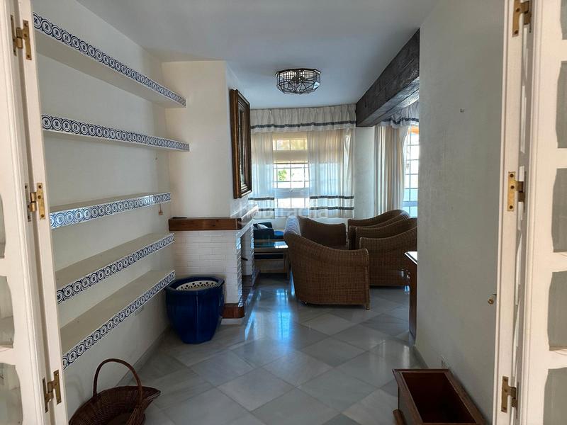 Foto 4842db01-caac-4220-b8a1-1cc87d0dde37. Casa adossada a paseo marítimo 51 a El Puerto Roquetas de Mar